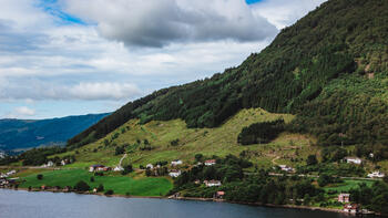 Ølsfjorden i Vindafjord kommune