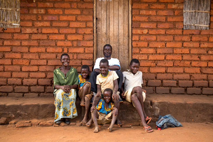 Klimasmarte bondemøter i Malawi og Norge. Foto Tine Poppe